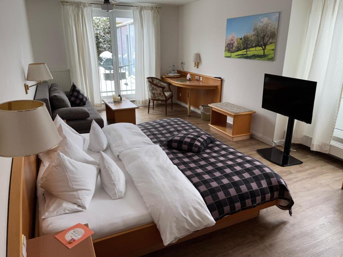 Отель Engelberg 24H Check In Ванген-им-Альгой Экстерьер фото